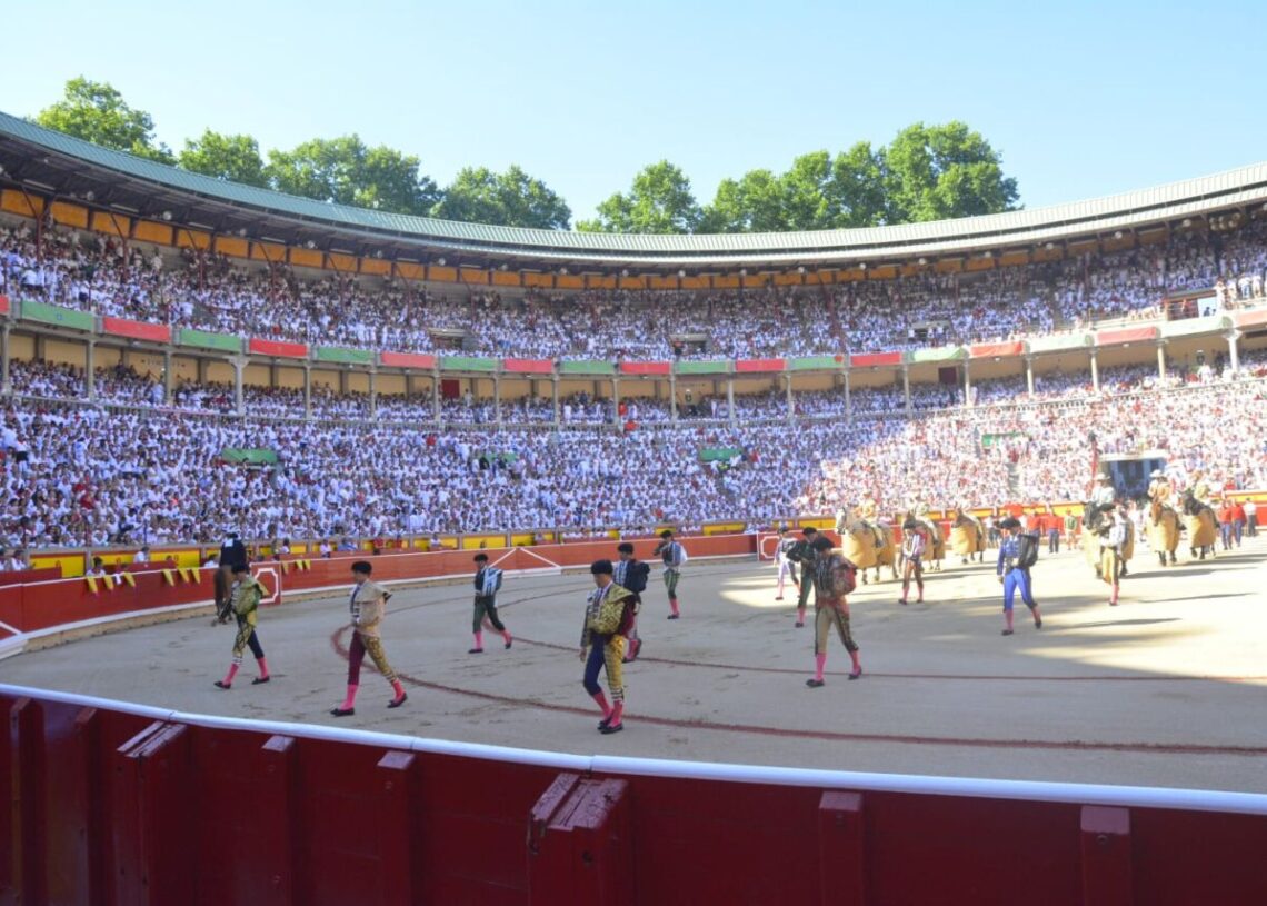 PAMPLONA Cartels officiels de la Feria de San Fermin 2023 — SolY