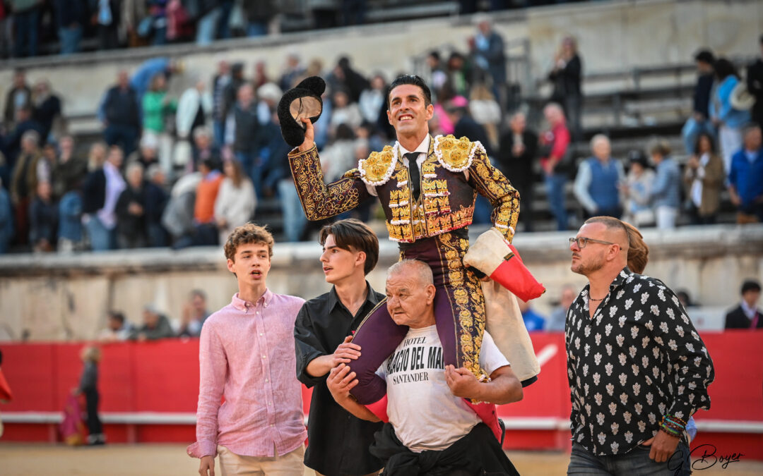 NÎMES (17.05.2024) – ALEJANDRO TALAVANTE triomphe pour la despedida d’ENRIQUE PONCE à Nîmes…